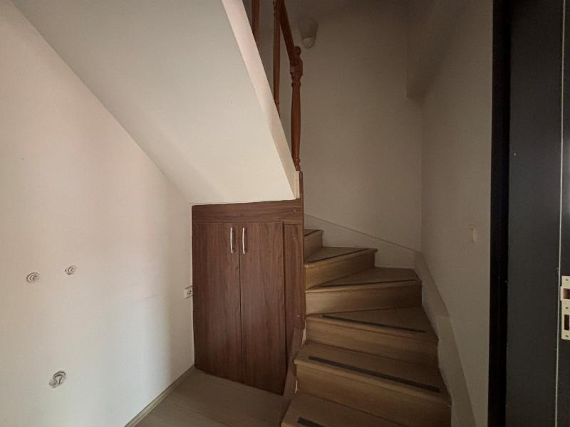 Hacıkaplan Mahallesi'nde Çatı Aralı Mesken — foto 15