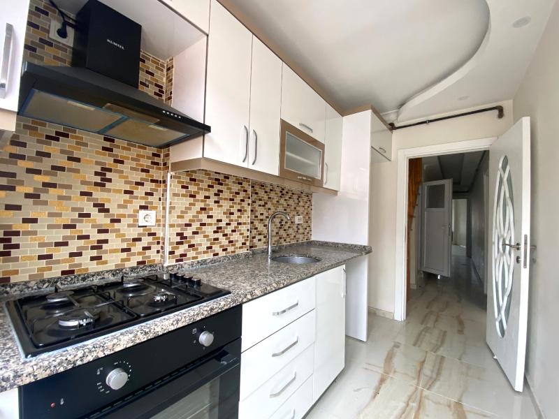 İnönü Mahallesinde Çatı Arası Piyesli Daire — foto 11