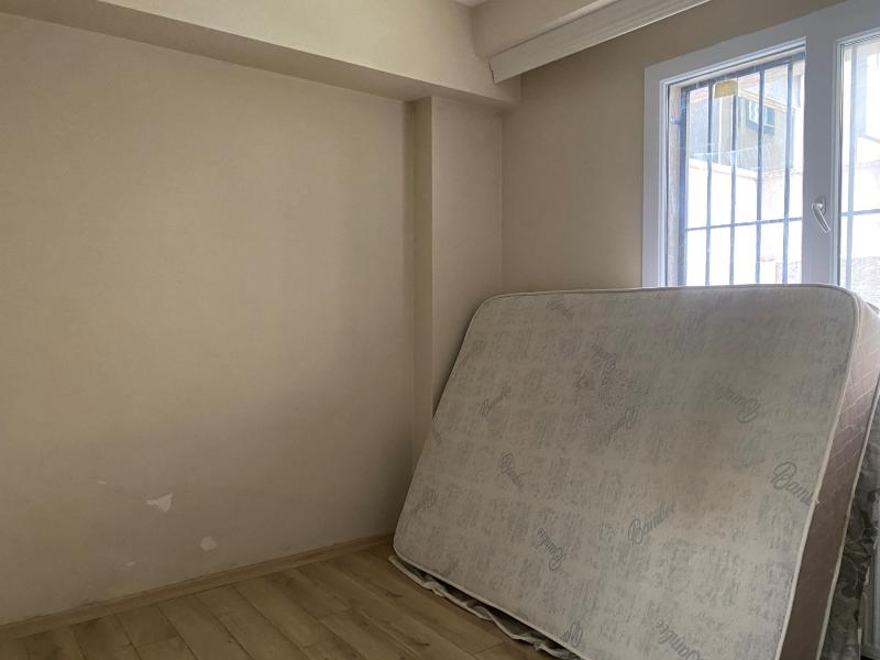 Avcılar Merkez Mahallesi'nde Depolu Dükkan — foto 10