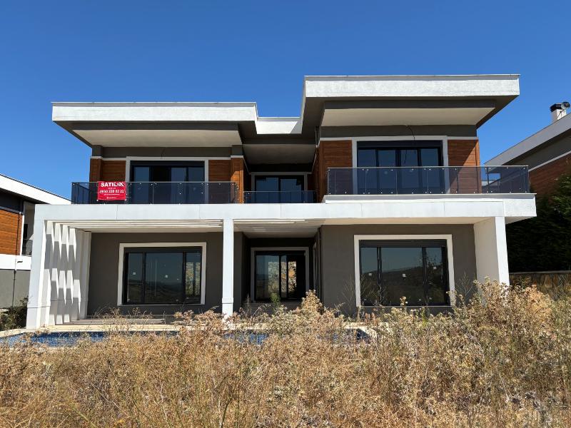 Kalaycılar Mahallesi'nde Dubleks Villa